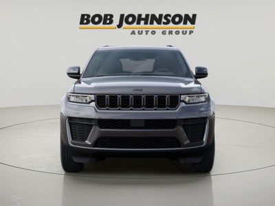 2026 Jeep Grand Cherokee Laredo Altitude