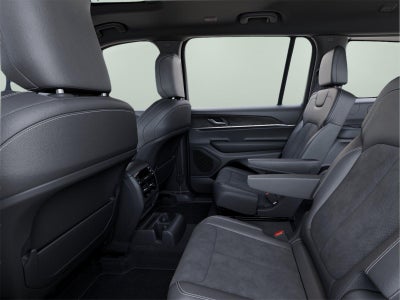 2026 Jeep Grand Cherokee L Laredo Altitude