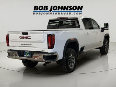 2022 GMC Sierra 2500HD SLT