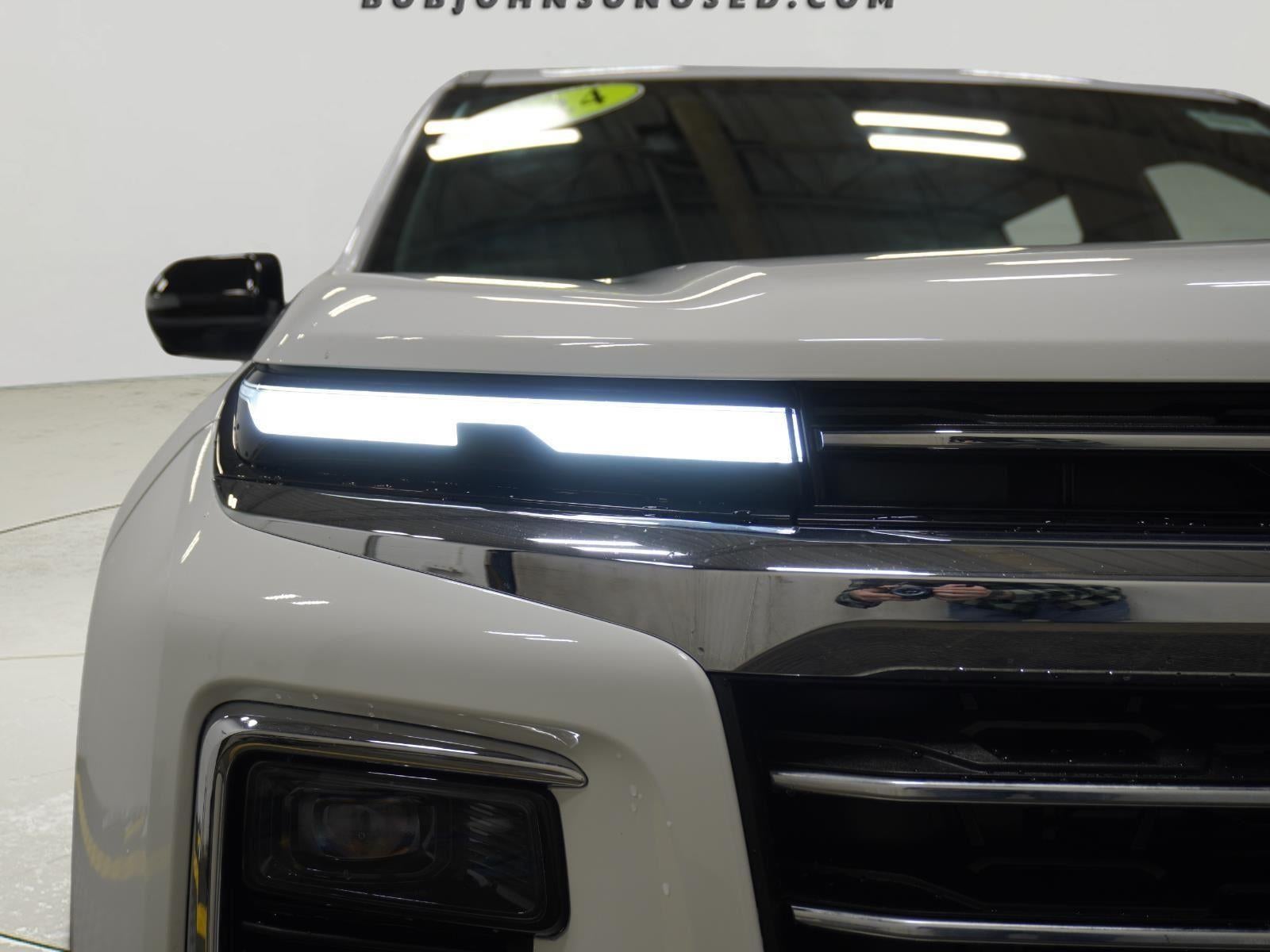 2024 Chevrolet Traverse AWD LT