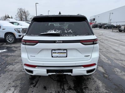 2023 Jeep Grand Cherokee Summit CARBRAVO!