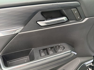 2025 GMC Acadia Elevation CARBRAVO CERTIFIED!