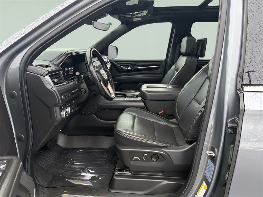 2022 GMC Yukon XL Denali CARBRAVO!