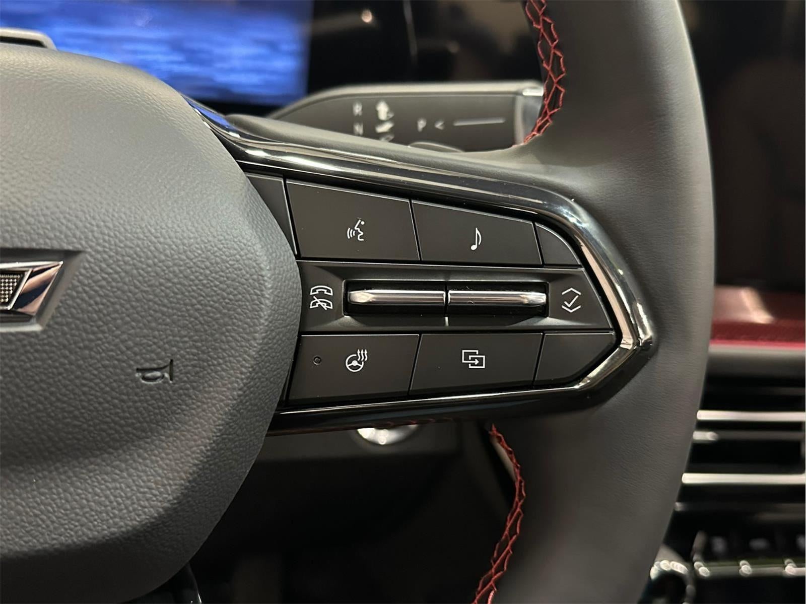 2025 Chevrolet Traverse FWD RS