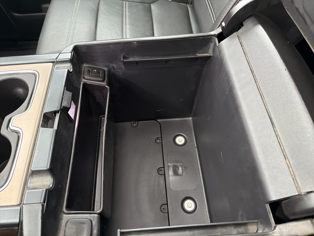 2018 GMC Sierra 3500HD Denali CARBRAVO!