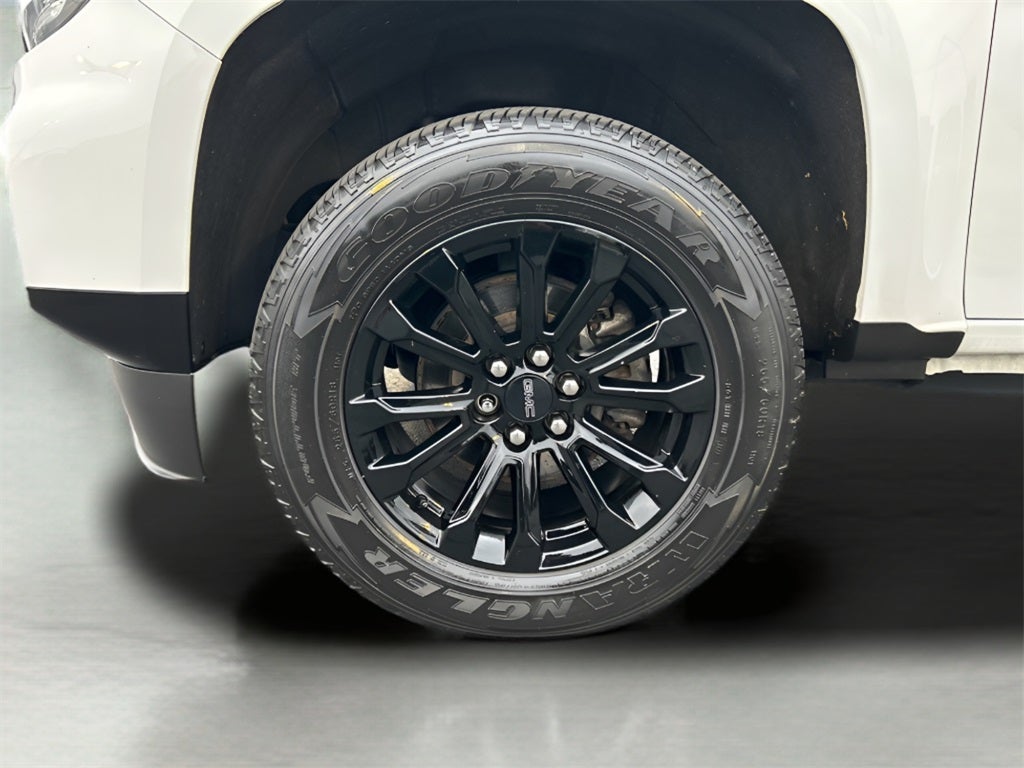 2022 GMC Canyon Elevation CARBRAVO!