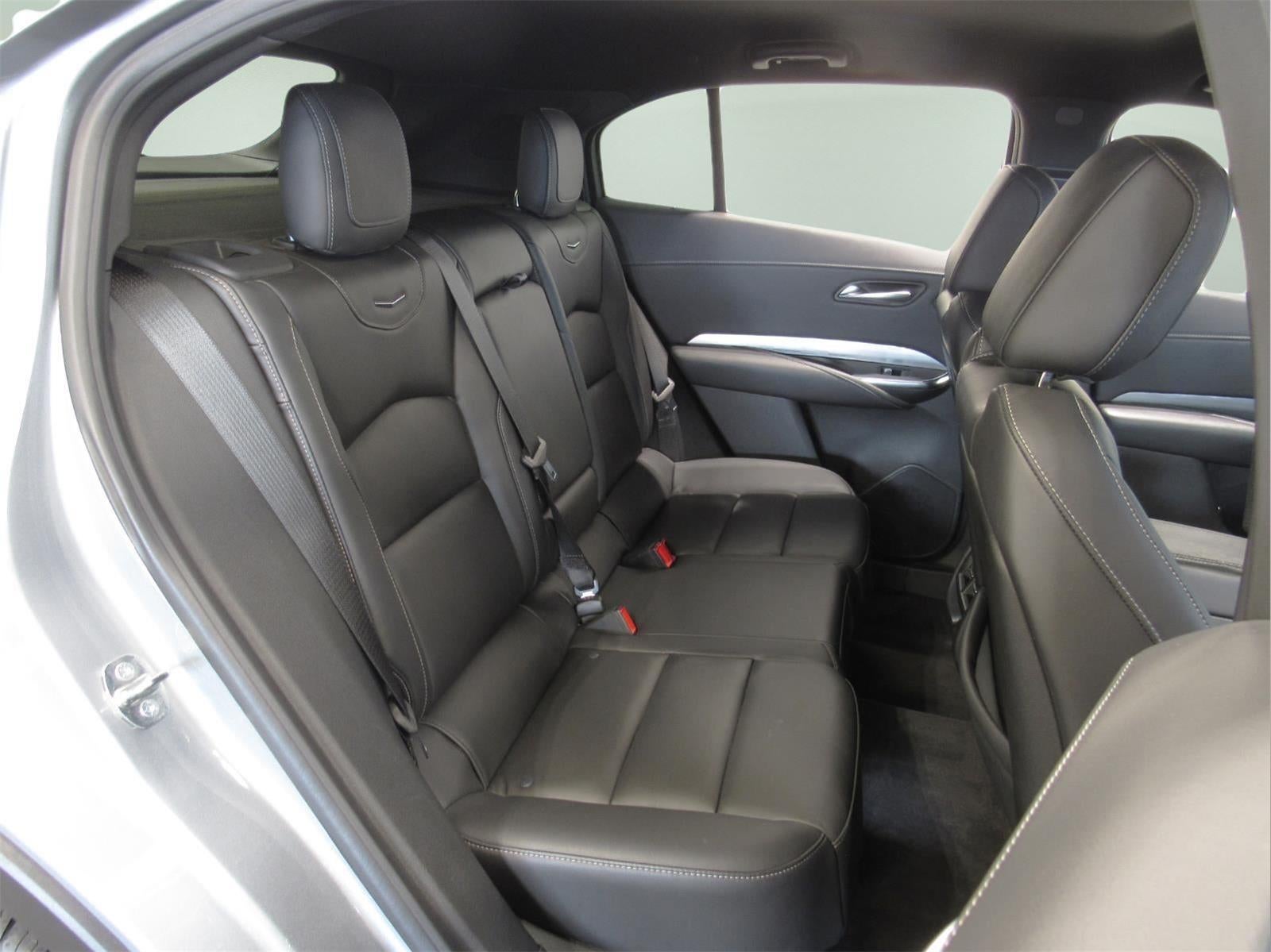 2024 Cadillac XT4 FWD Premium Luxury