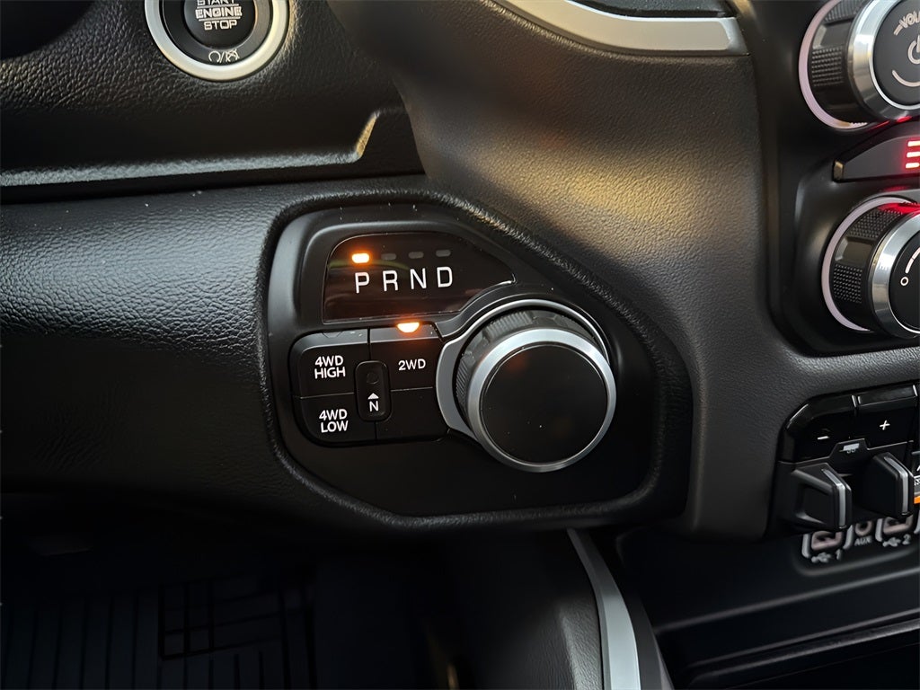 2020 RAM 2500 Big Horn CARBRAVO!