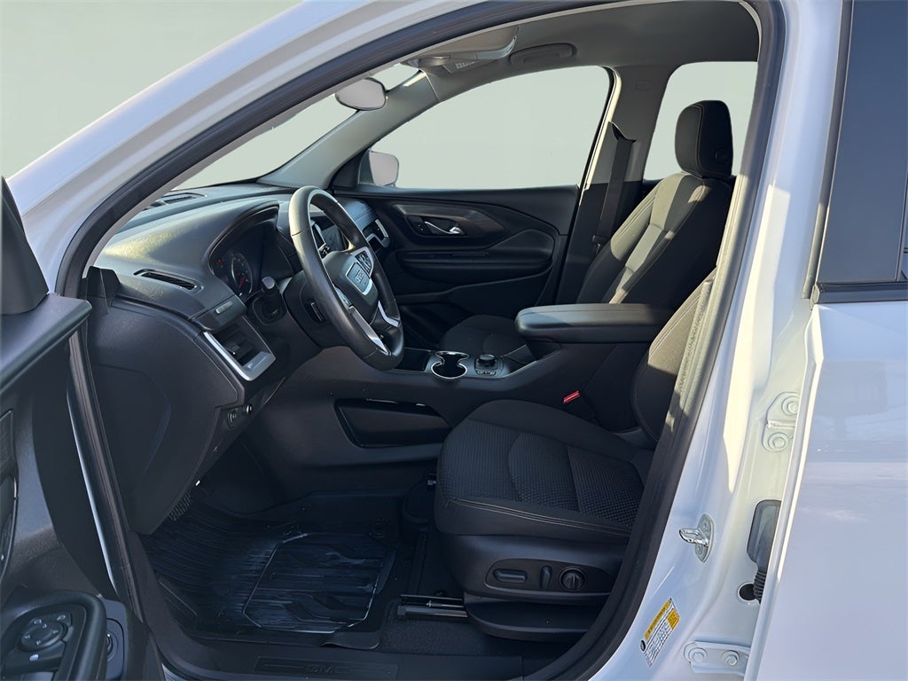 2023 GMC Terrain SLE CARBRAVO!