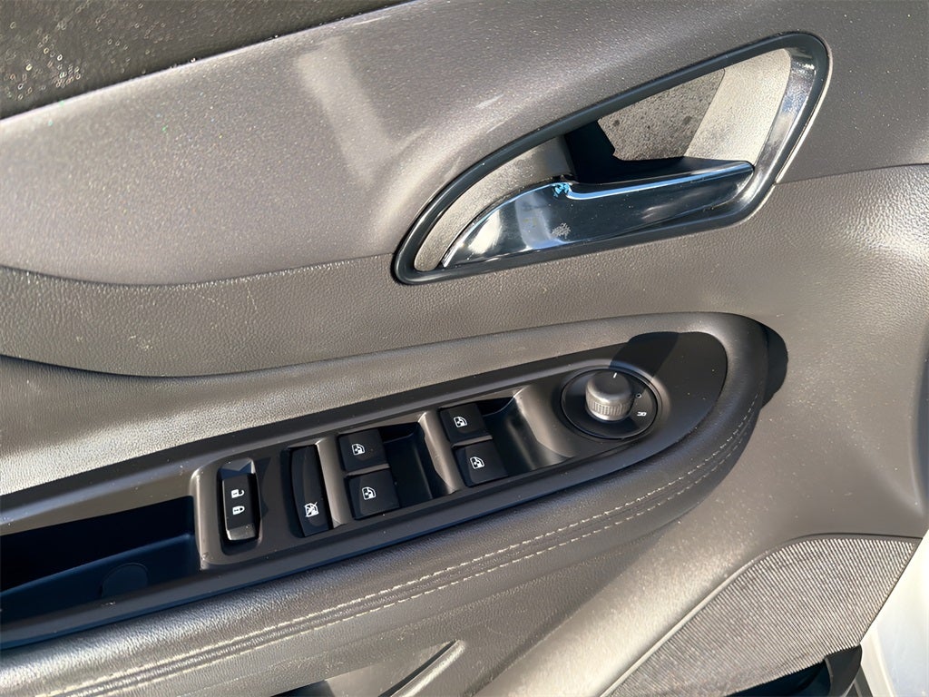 2022 Buick Encore Preferred CARBRAVO!