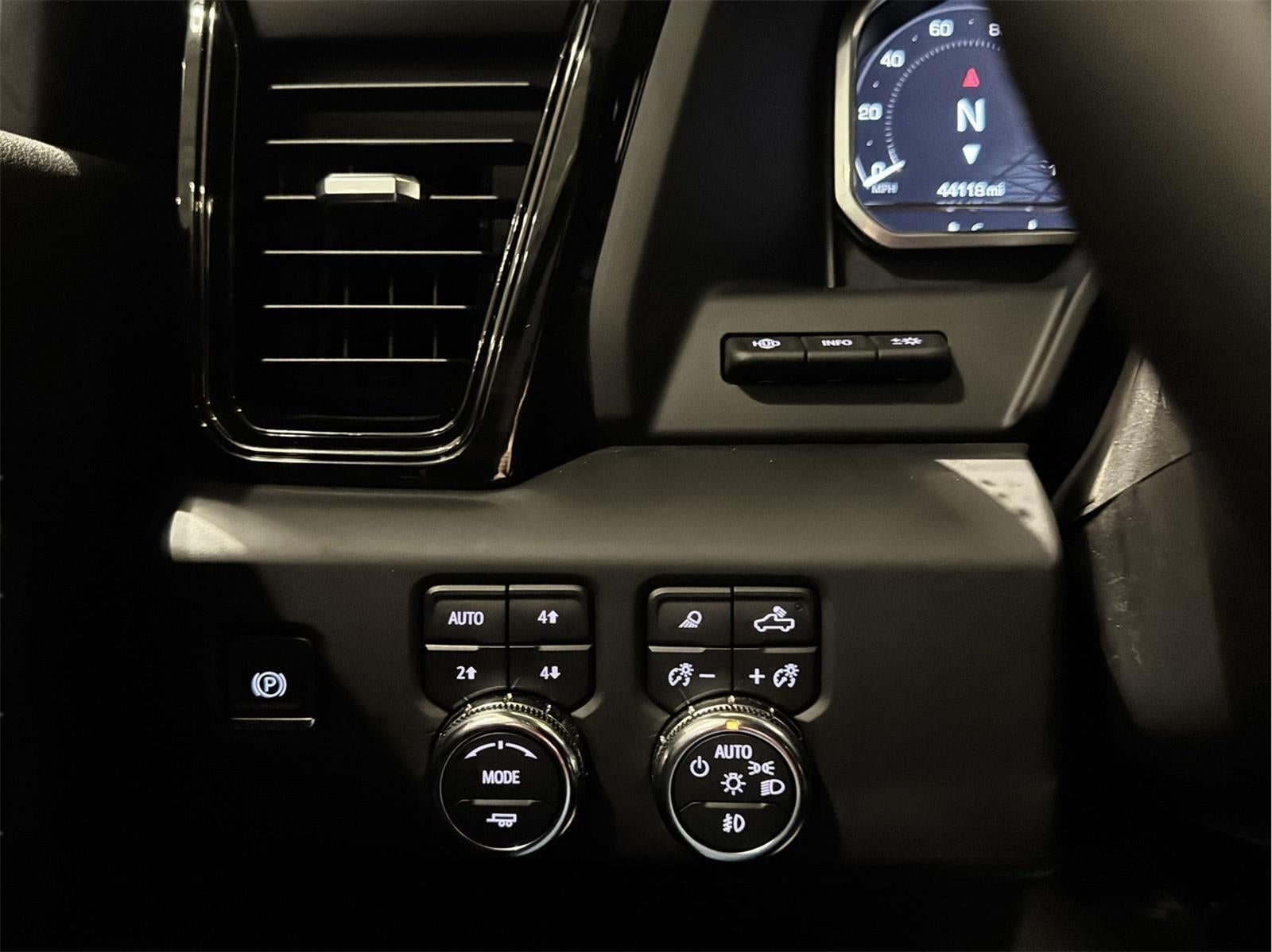 2024 GMC Sierra 3500HD AT4