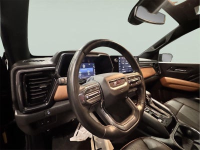 2023 GMC Canyon 4WD AT4