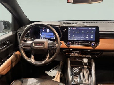 2023 GMC Canyon 4WD AT4