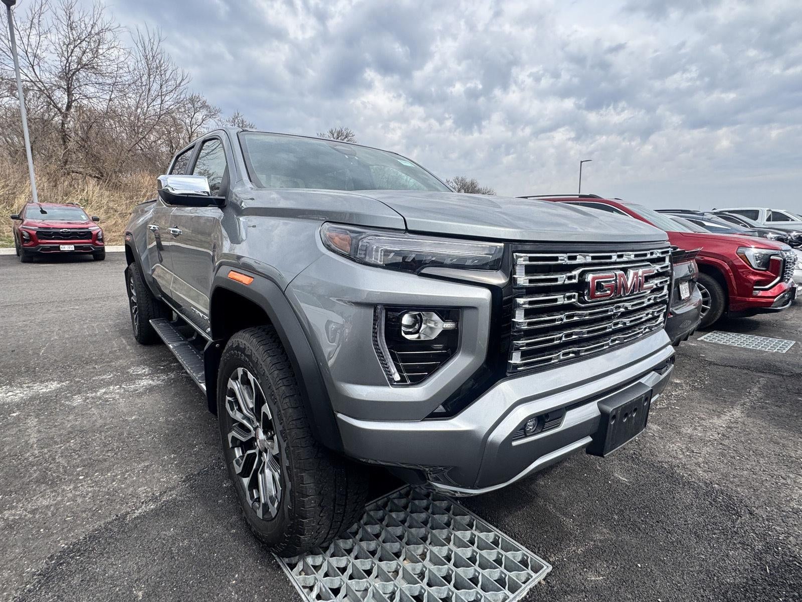 2023 GMC Canyon 4WD Denali