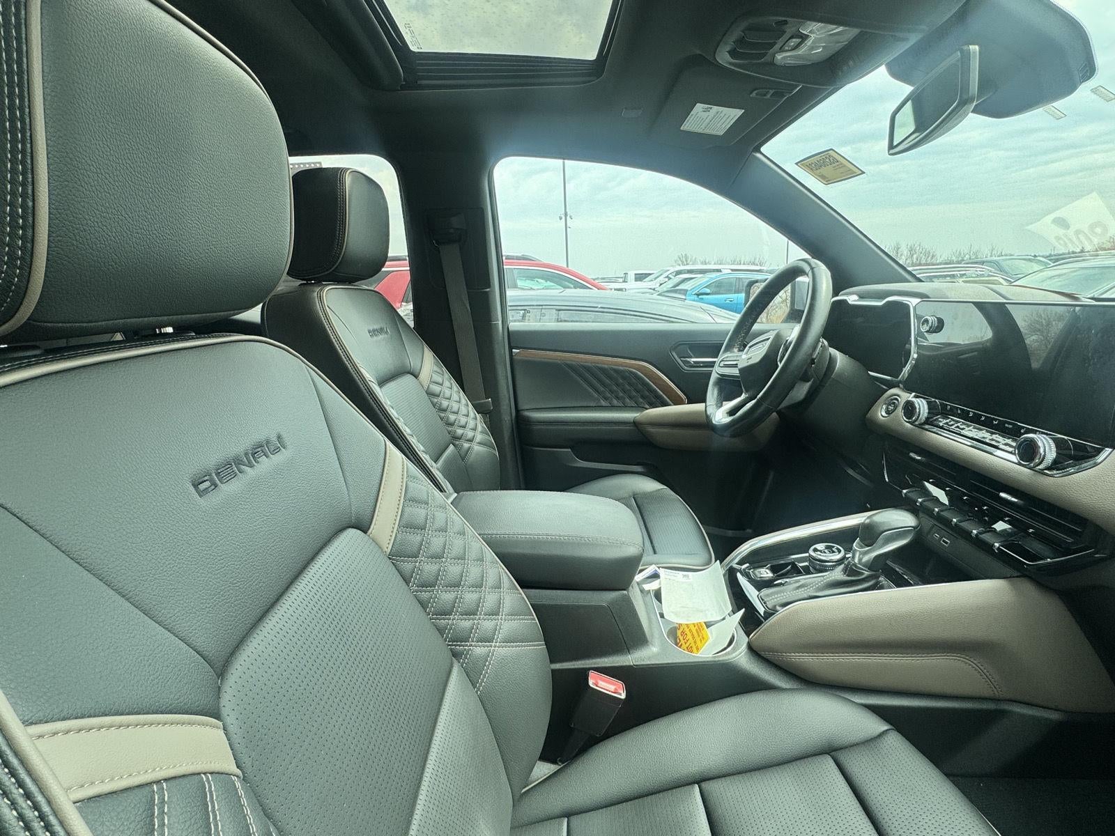 2023 GMC Canyon 4WD Denali