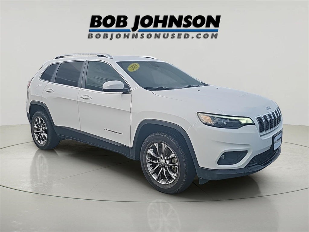 2019 Jeep Cherokee Latitude Plus Fresh Trade! Low Miles, Android Auto& Apple Carpla