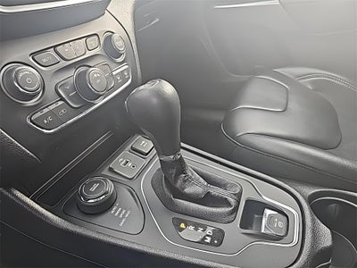 2019 Jeep Cherokee Latitude Plus Fresh Trade! Low Miles, Android Auto& Apple Carpla