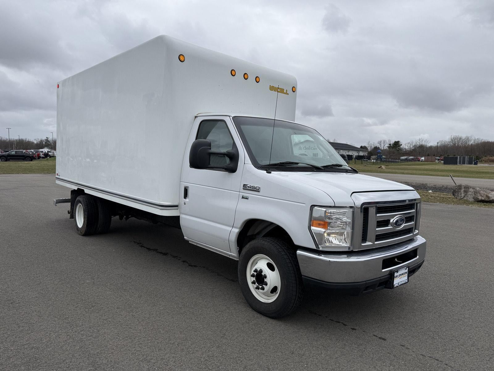 2019 Ford E-Series Cutaway E-450 DRW 158 WB
