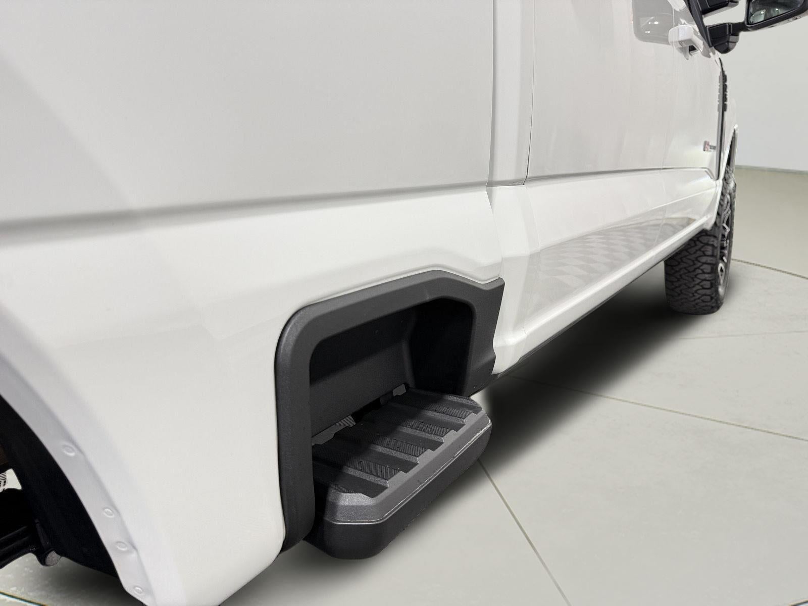 2025 Ford Super Duty F-250 SRW Platinum