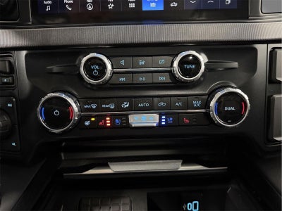 2024 Ford Super Duty F-350 PLATINUM