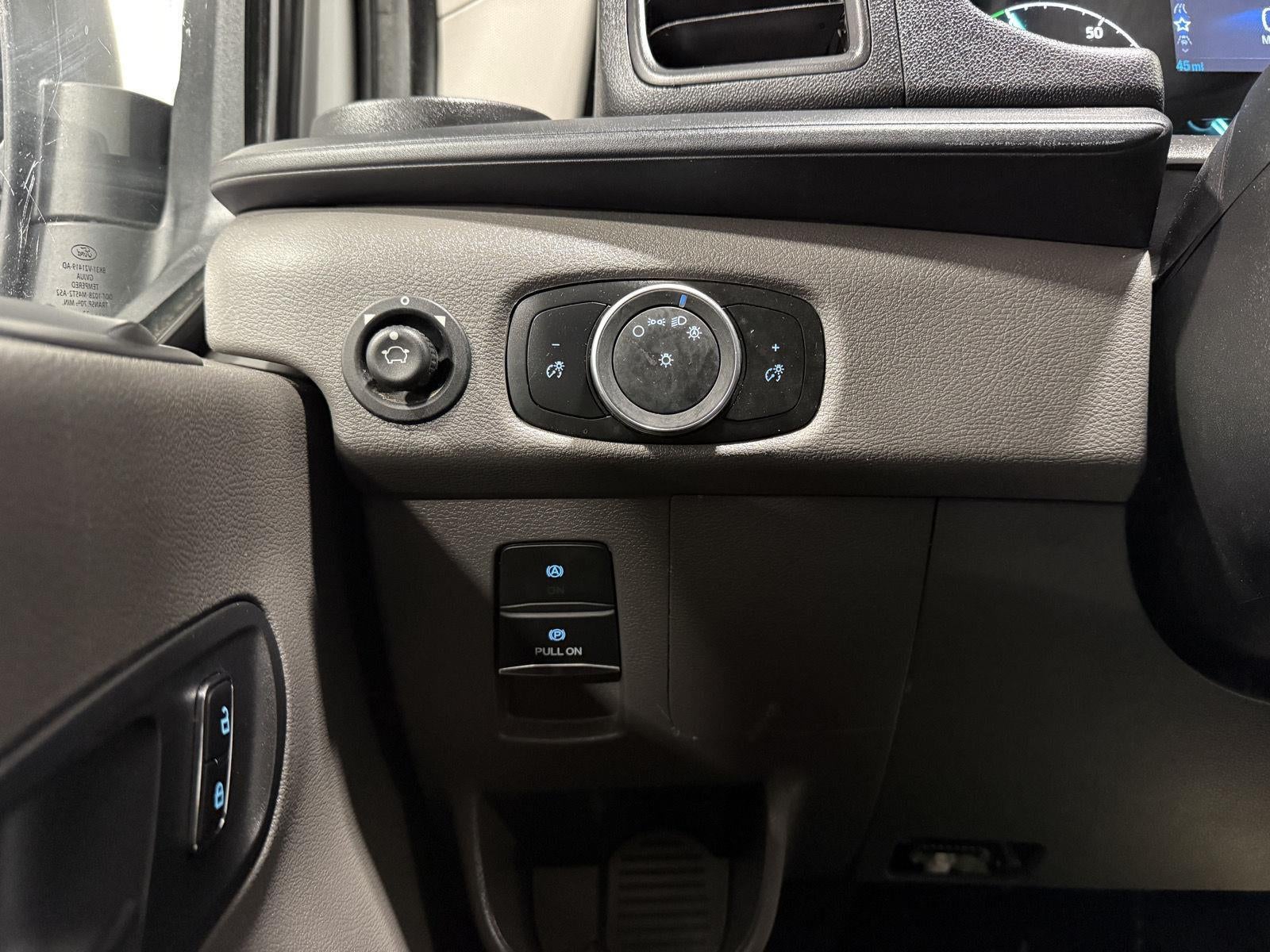 2022 Ford E-Transit 350