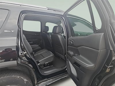 2023 GMC Acadia SLT Fresh Trade! Bose, Remote Start, Heated Seats, Pow