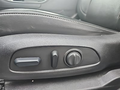 2023 GMC Acadia SLT Fresh Trade! Bose, Remote Start, Heated Seats, Pow