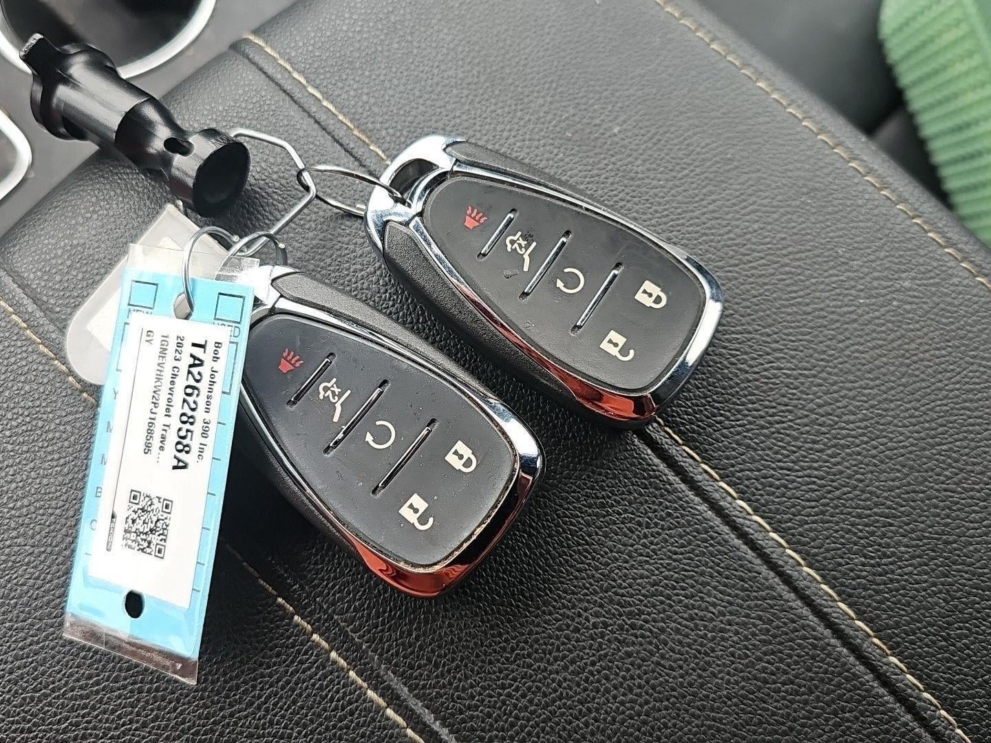 2023 Chevrolet Traverse LT Leather