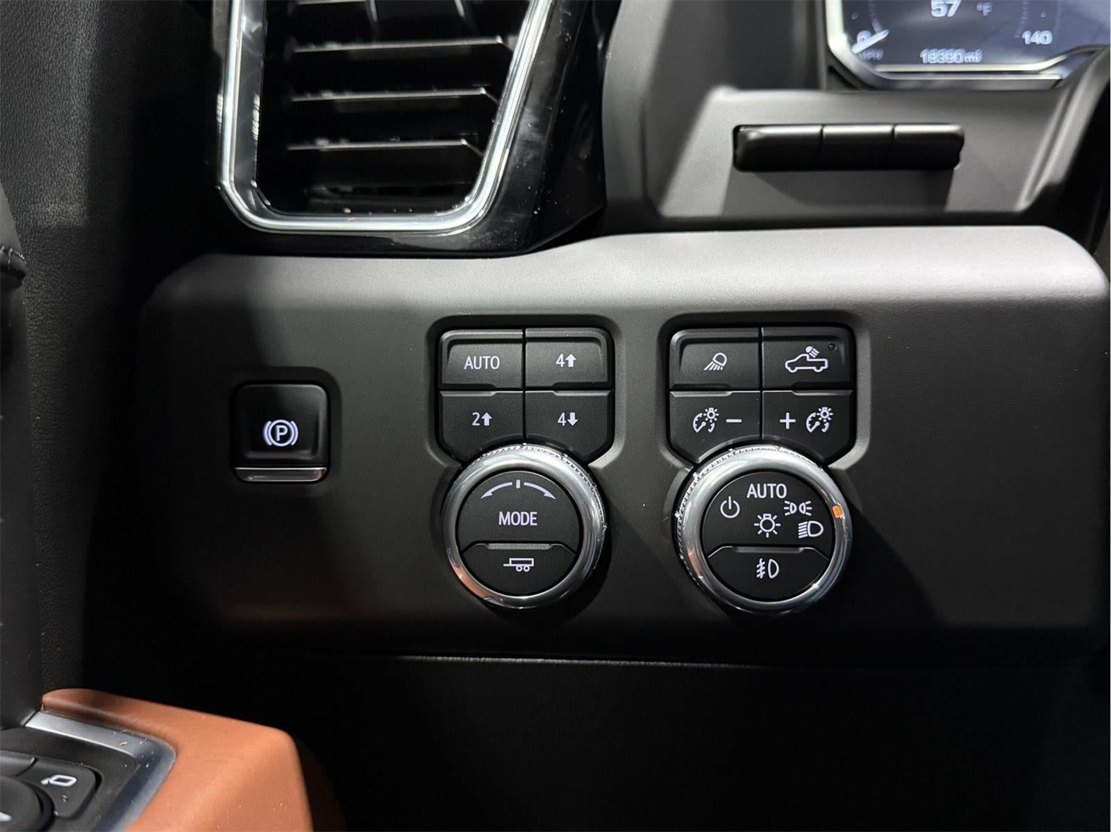 2025 GMC Sierra 2500HD Denali Ultimate