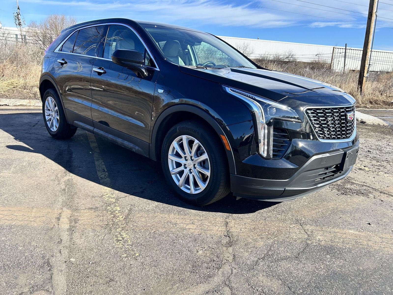 2023 Cadillac XT4 AWD Luxury