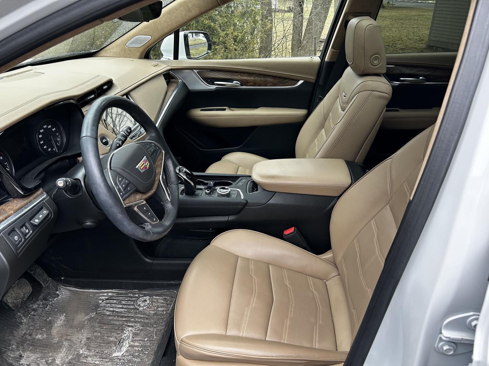 2023 Cadillac XT5 AWD Premium Luxury