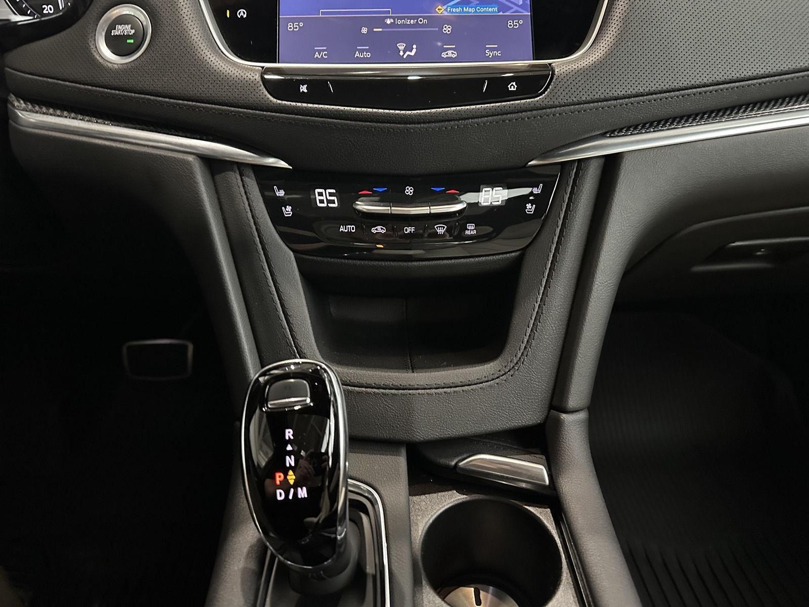 2023 Cadillac XT5 AWD Sport