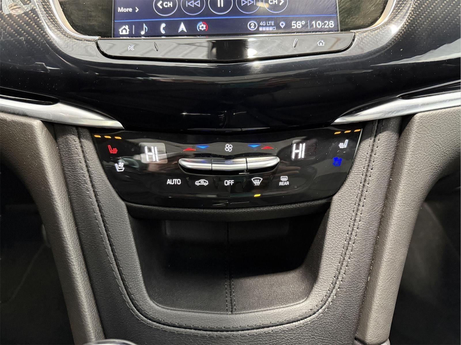 2024 Cadillac XT6 AWD Sport