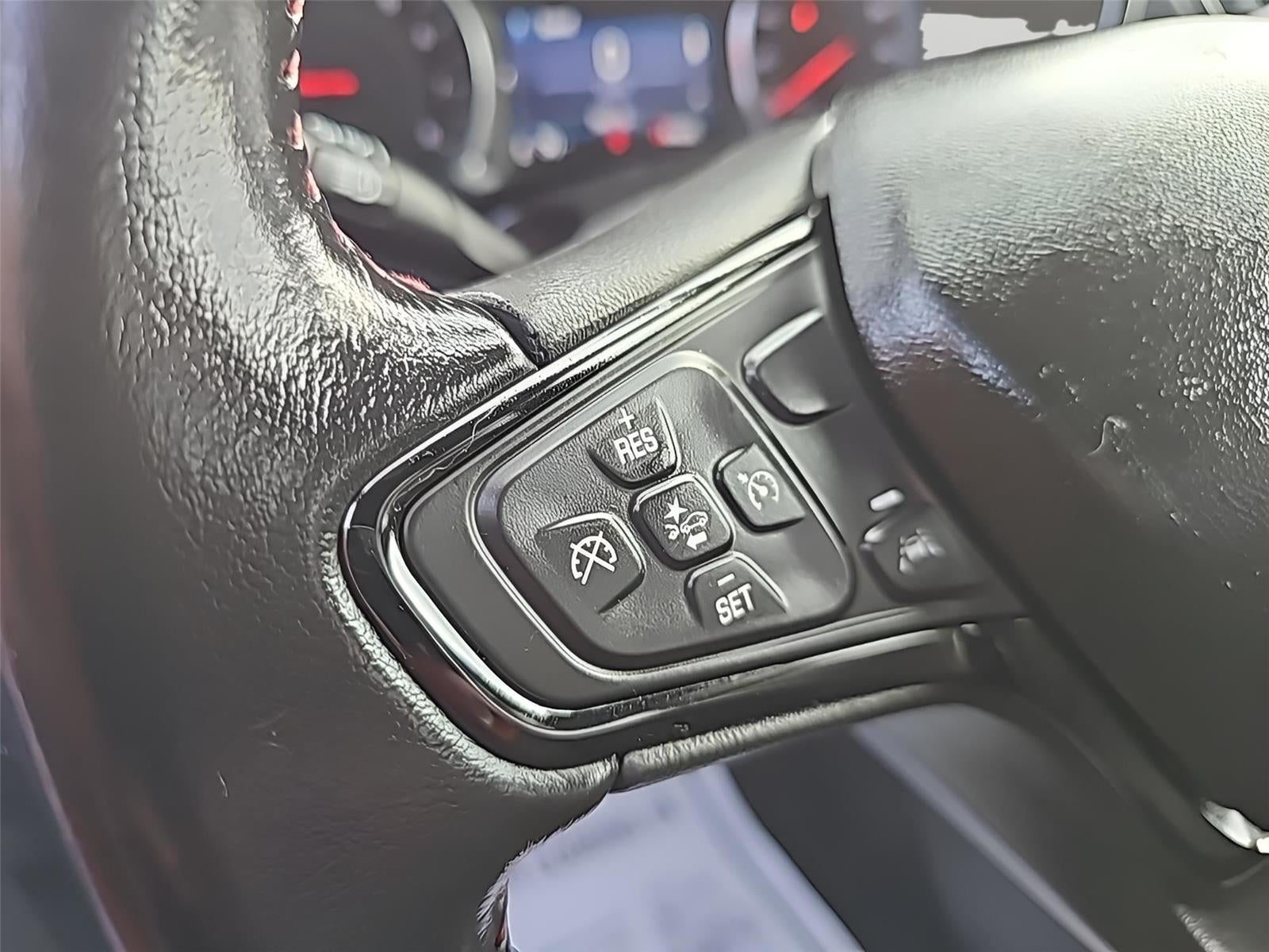 2022 Chevrolet Equinox RS Fresh Trade! Remote Start, Heated Seats, Power Lif