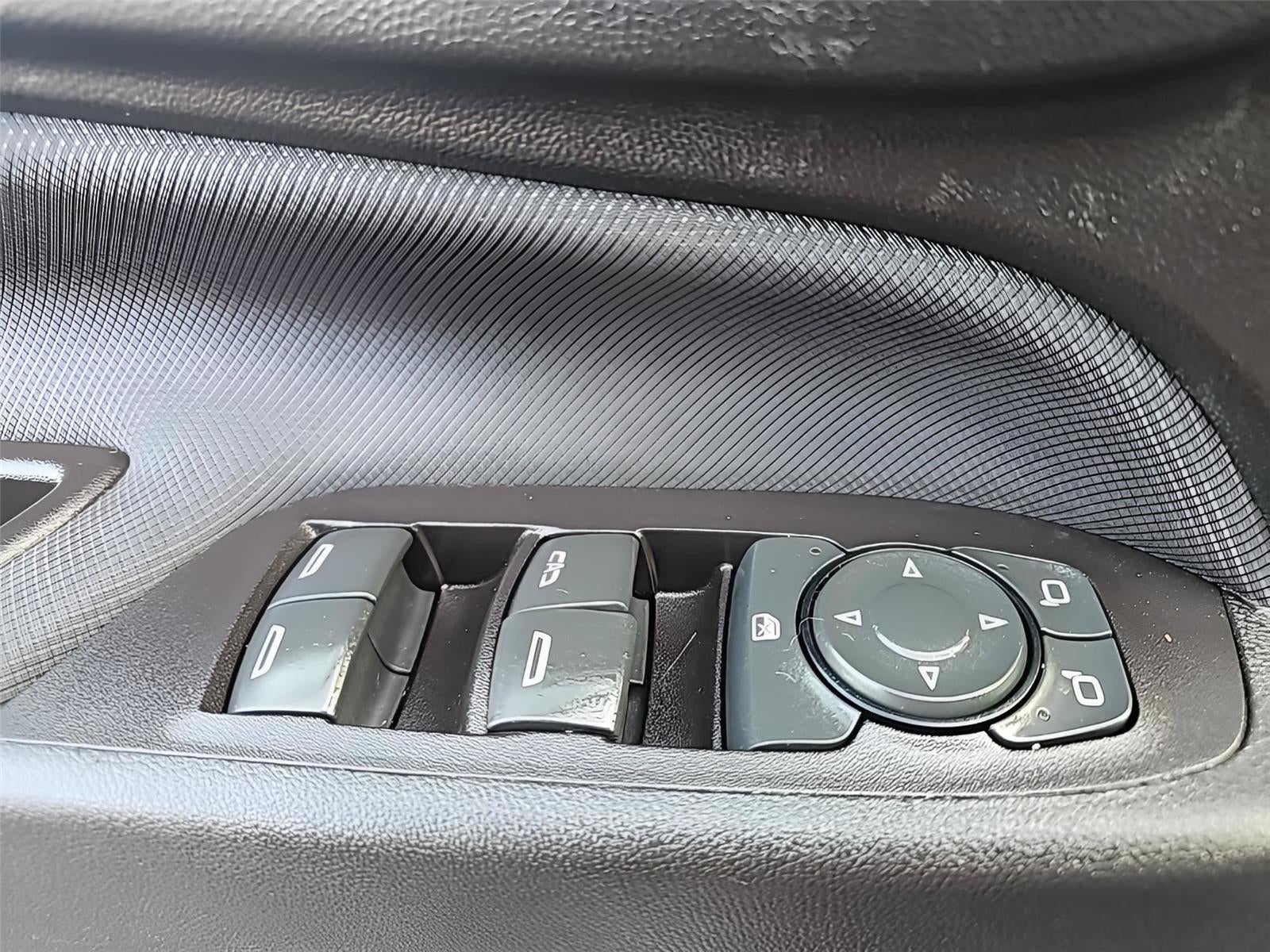 2022 Chevrolet Equinox RS Fresh Trade! Remote Start, Heated Seats, Power Lif