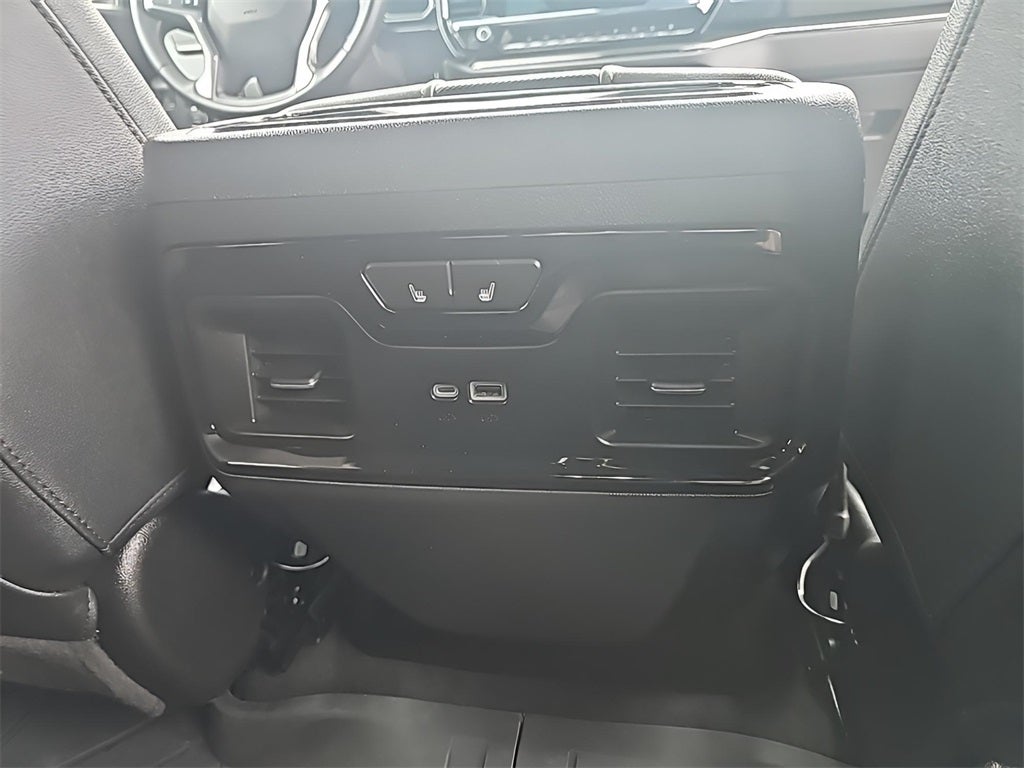 2023 Chevrolet Silverado 1500 ZR2 Fully Loaded, Custom Exhaust, (Carbravo Certified!