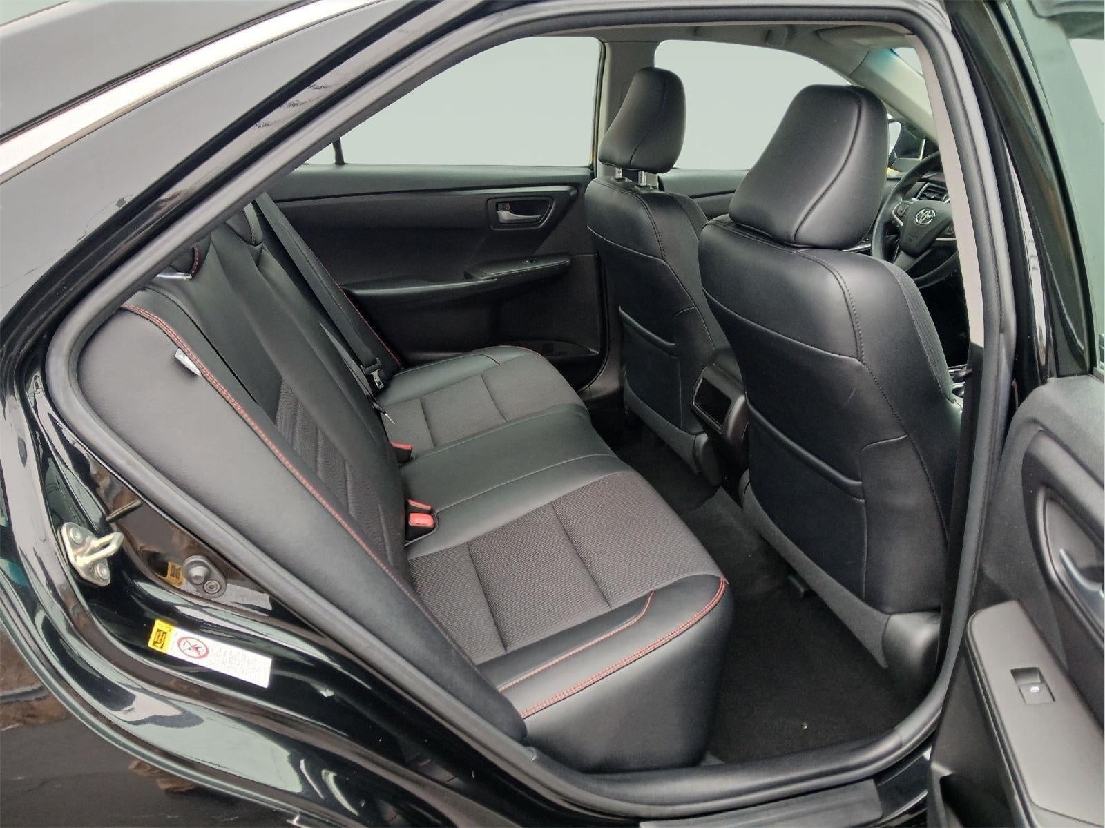 2017 Toyota Camry SE