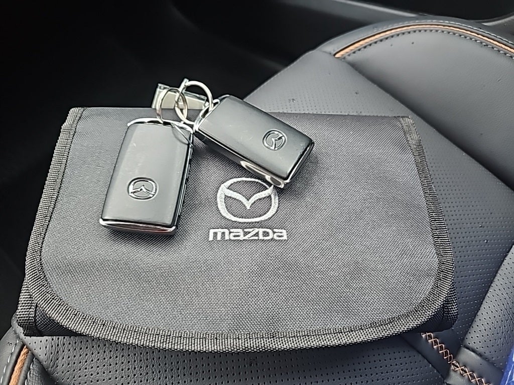 2025 Mazda Mazda CX-50 2.5 Turbo Premium Plus Package Fresh Trade! Fully Loaded!!! Bose, Sunroof, Heate