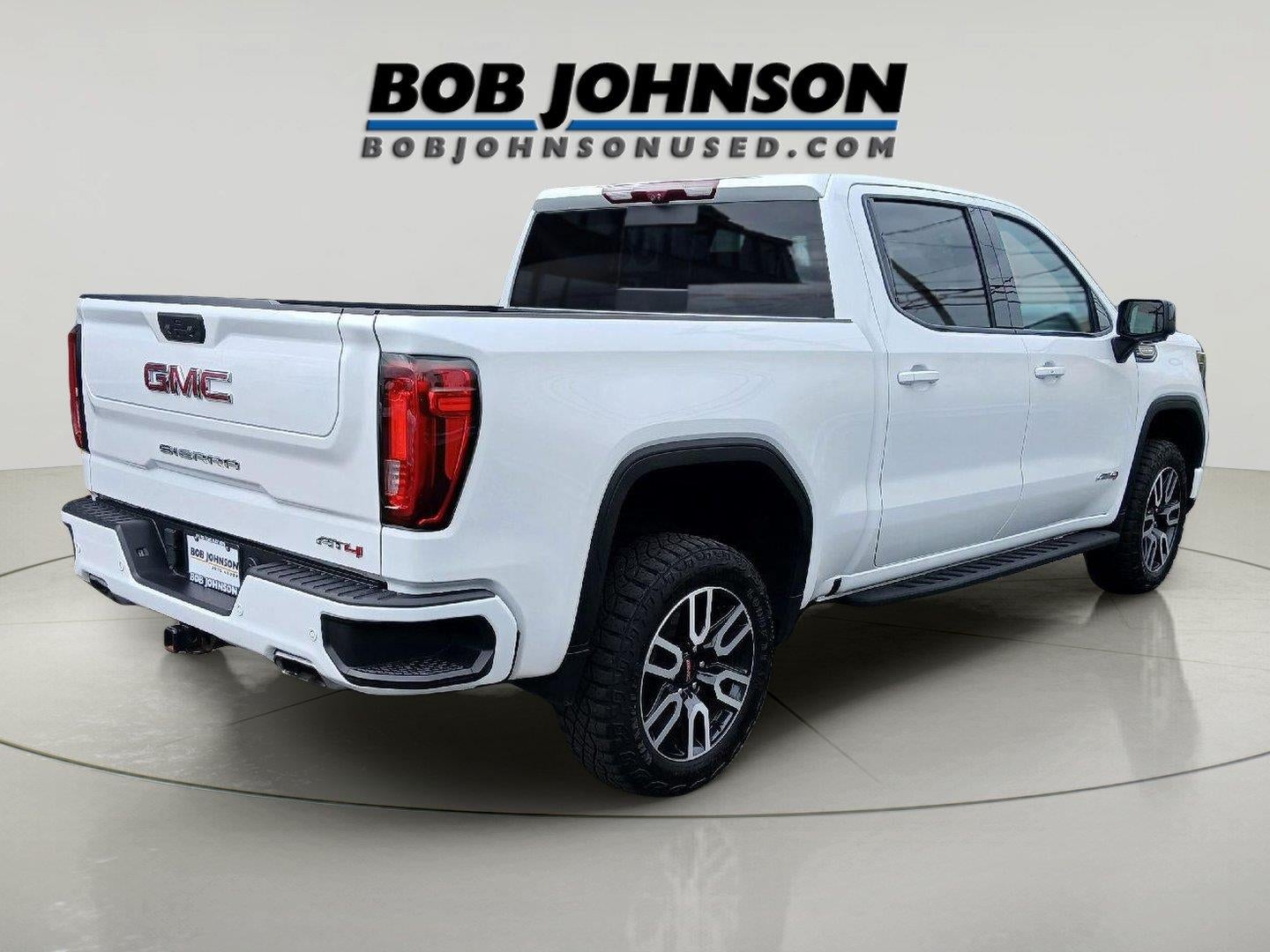 2023 GMC Sierra AT4