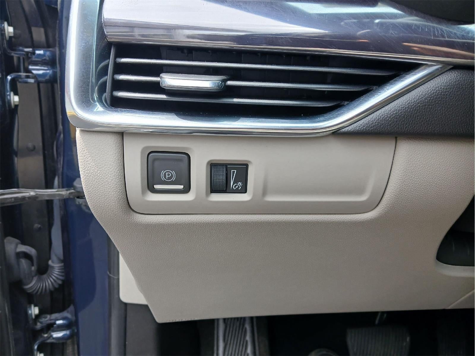 2022 Cadillac XT4 AWD Luxury