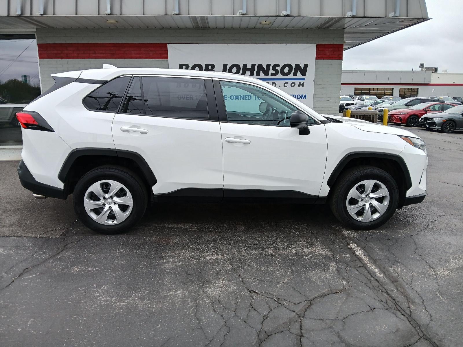 2023 Toyota RAV4 LE