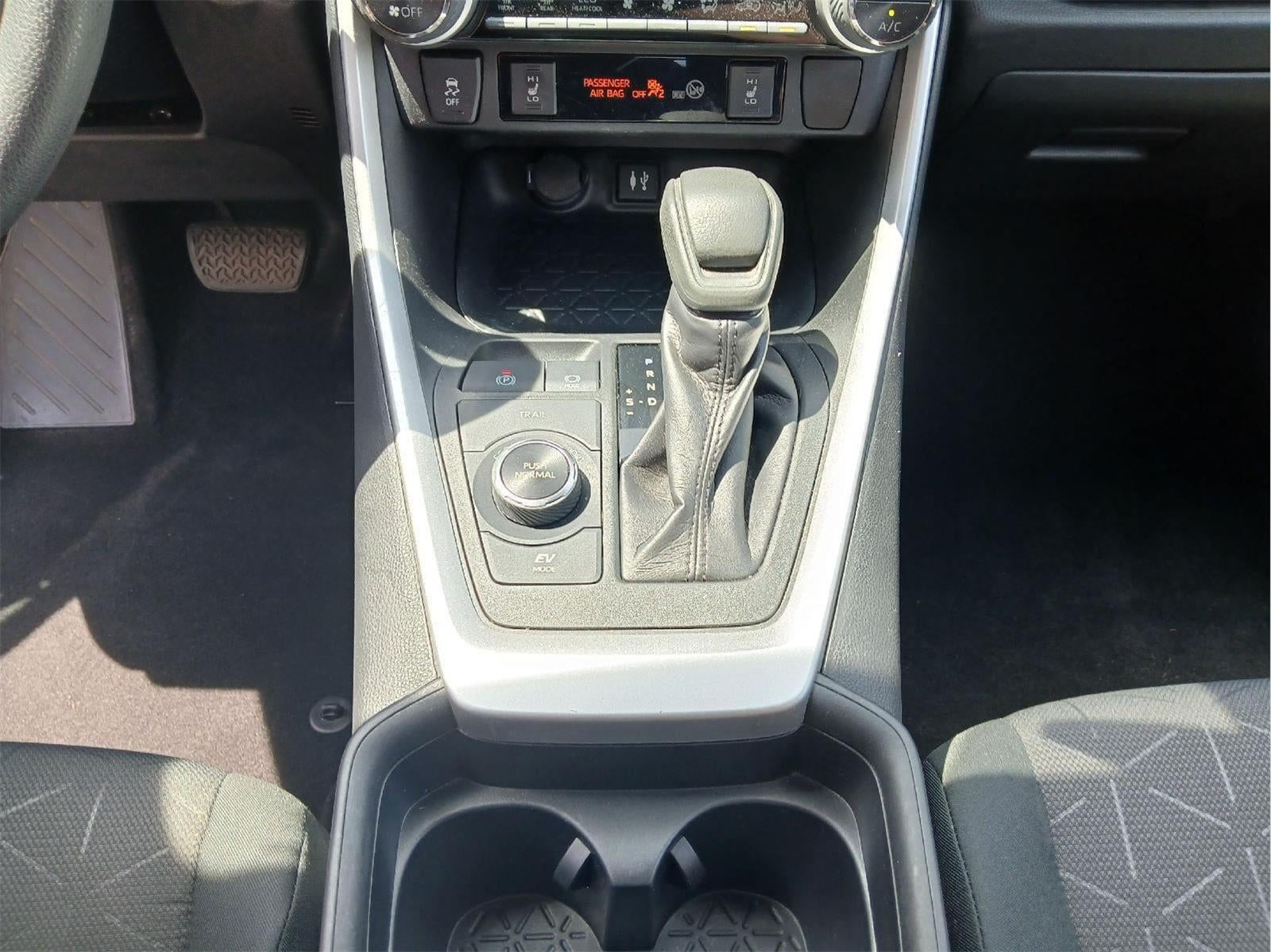 2019 Toyota RAV4 Hybrid XLE