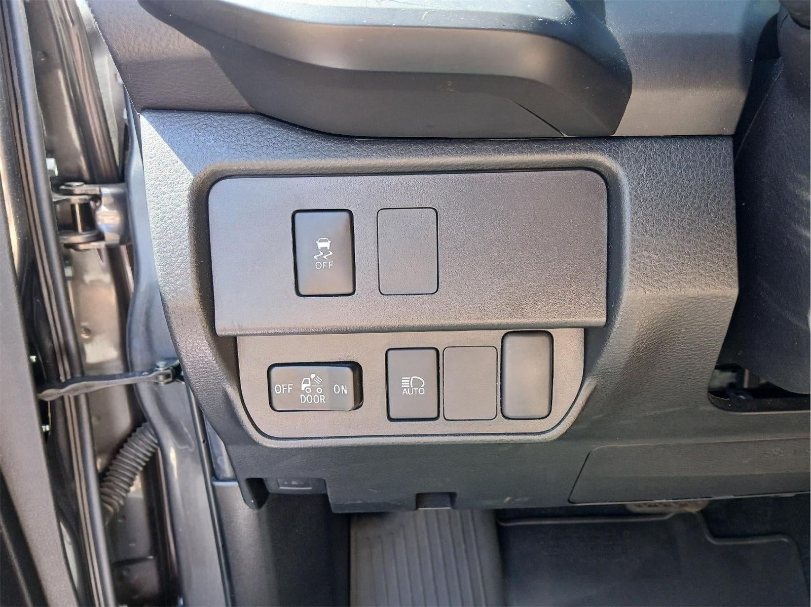 2023 Toyota TACOMA SR SR V6