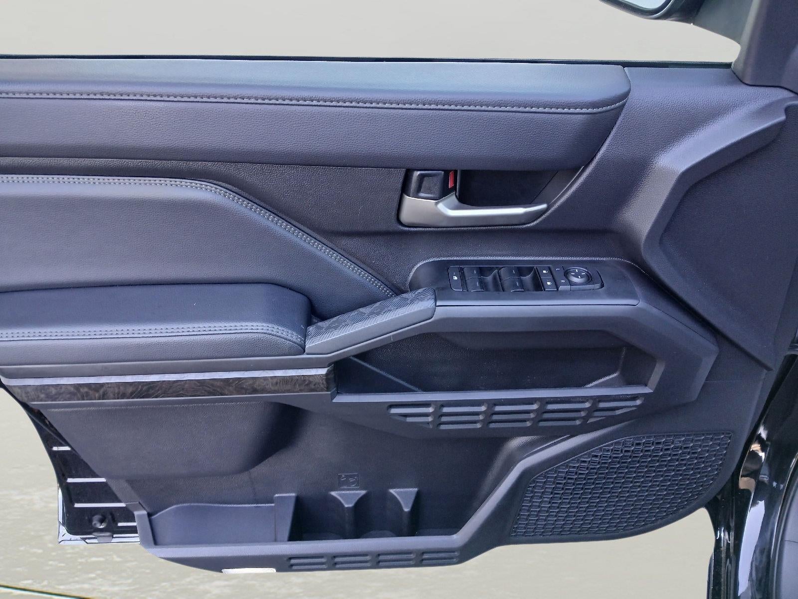 2025 Toyota Tacoma i-FORCE MAX Limited HV
