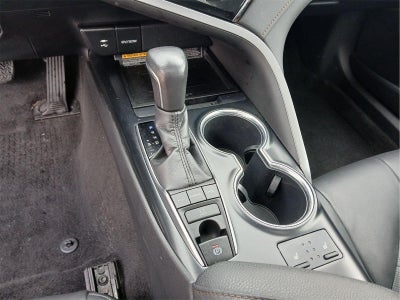 2019 Toyota CAMRY XLE