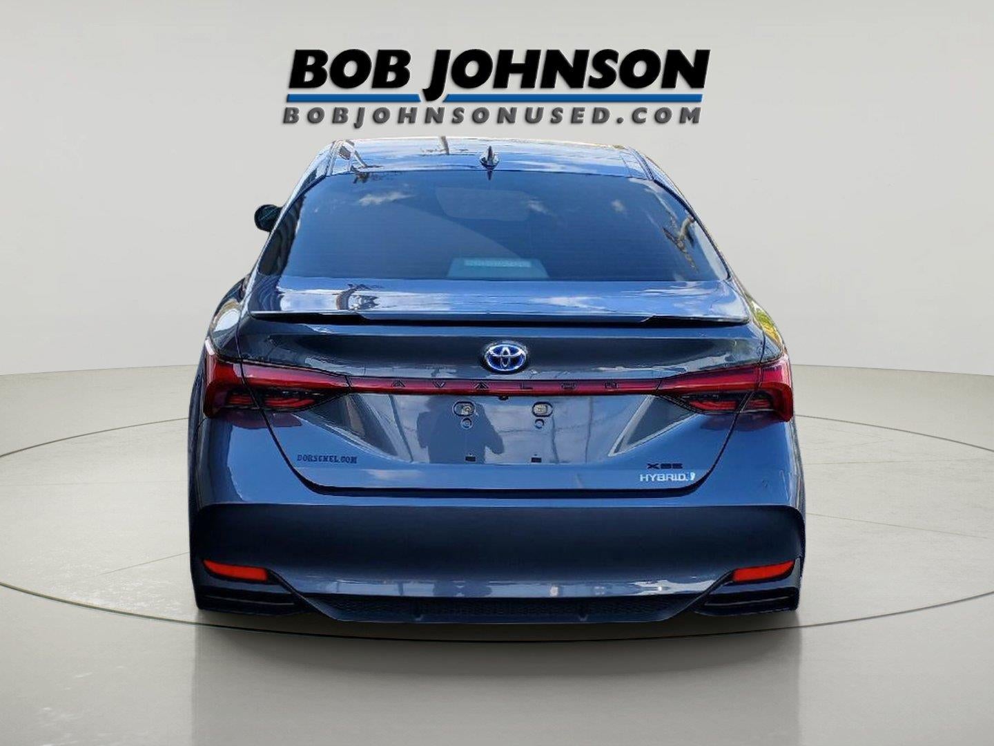 2019 Toyota Avalon Hybrid XSE