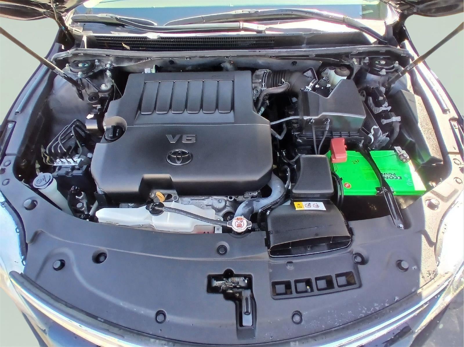 2018 Toyota AVALON Limited