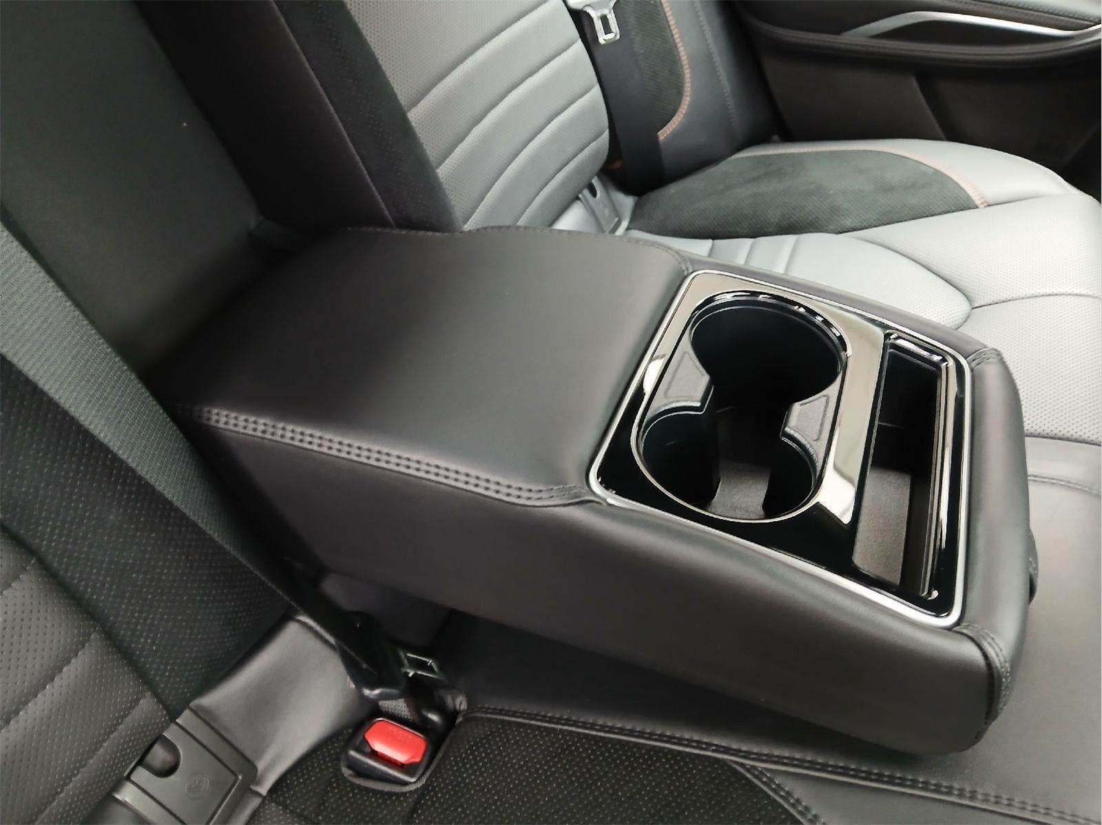 2022 Toyota Avalon Hybrid XSE Nightshade