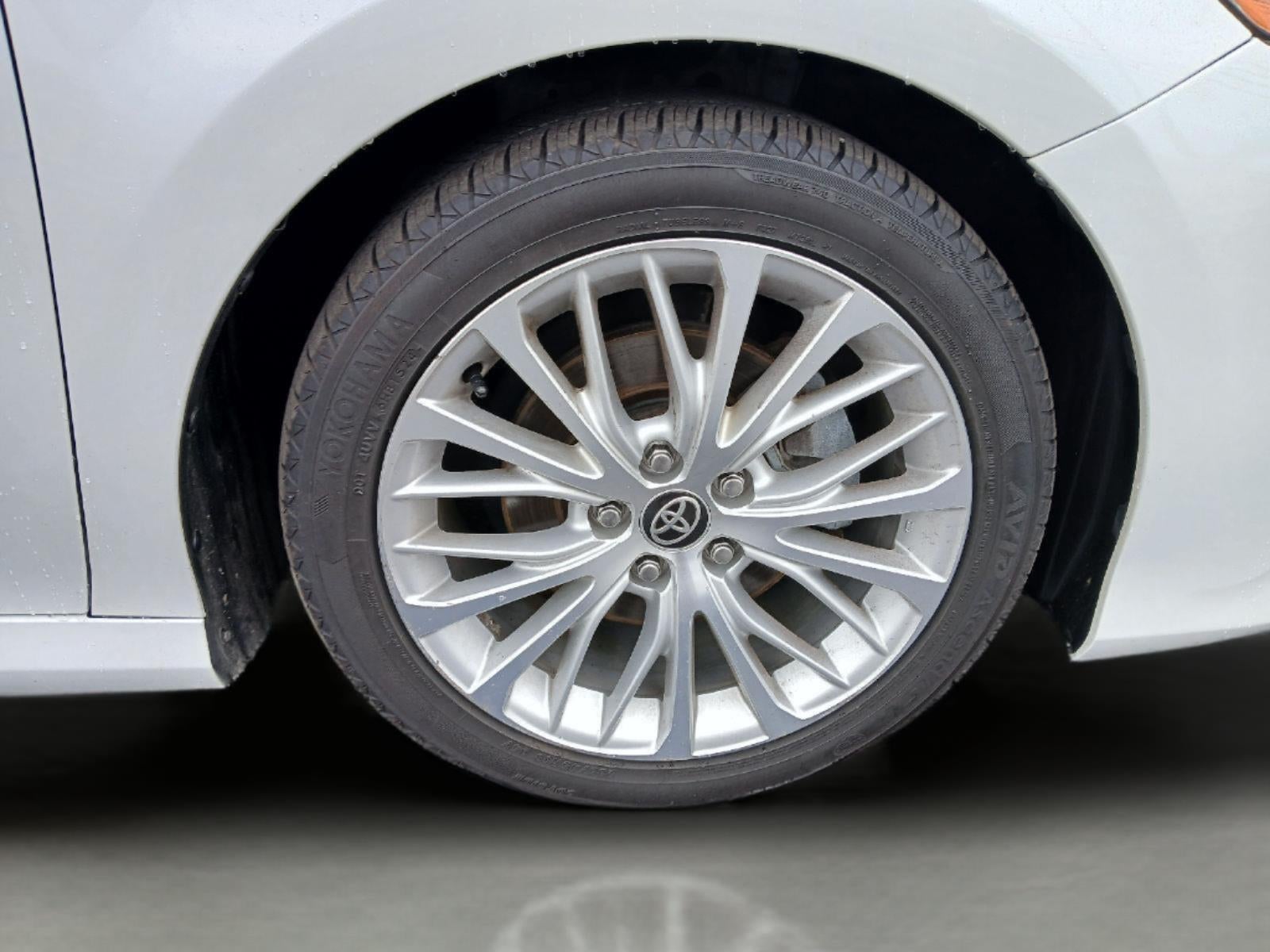 2020 Toyota CAMRY XLE