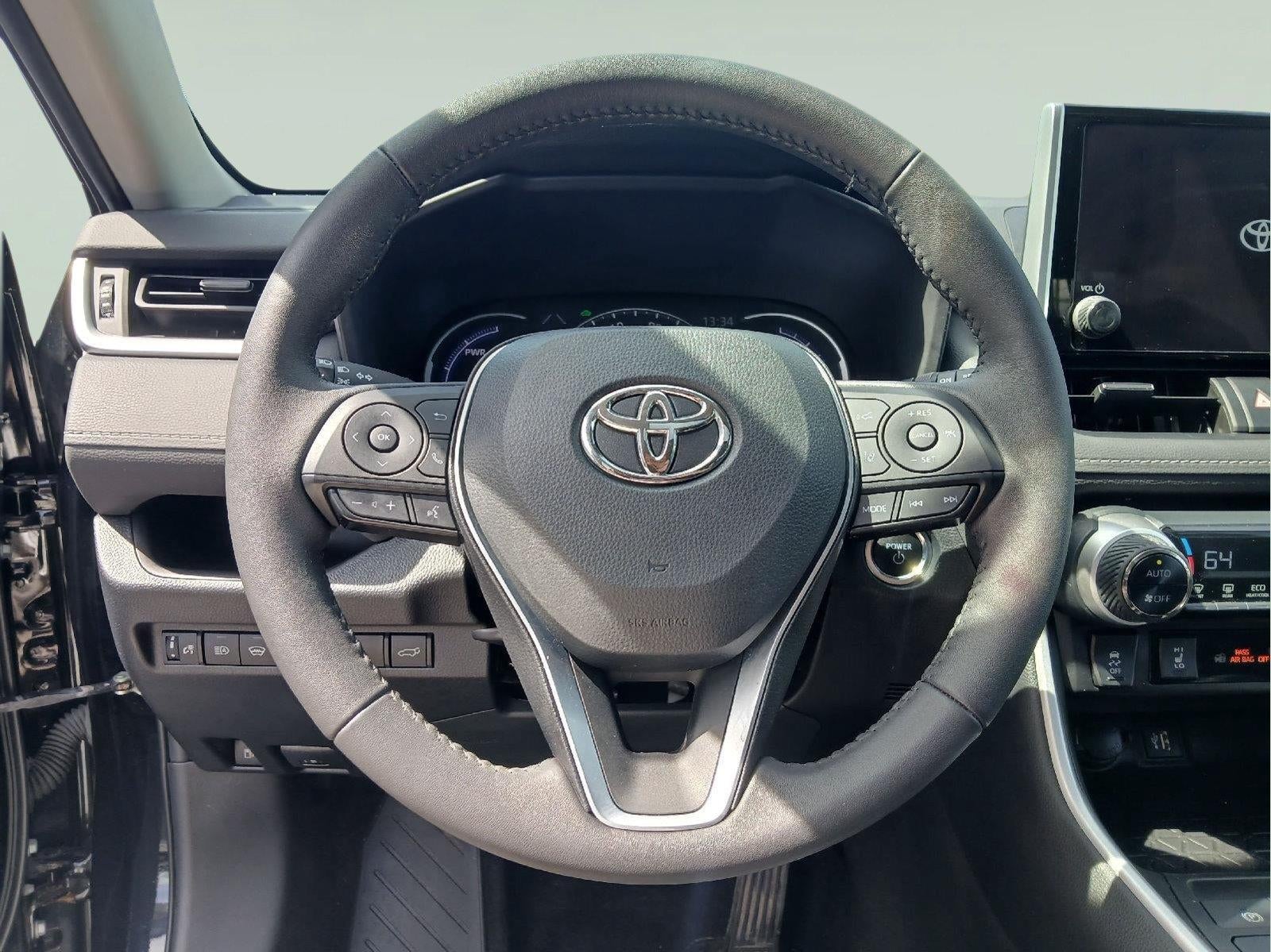 2023 Toyota RAV4 Hybrid XLE